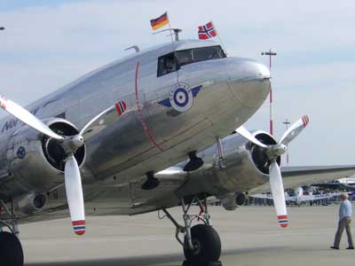 Eine DC-3